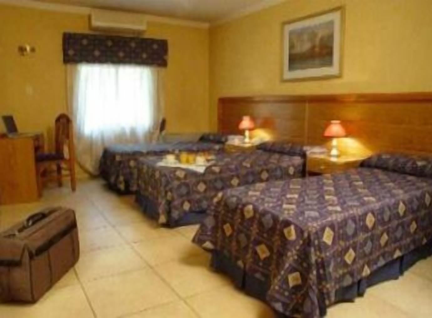 Hotel Provincial Mendoza Kültér fotó
