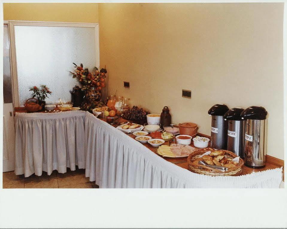 Hotel Provincial Mendoza Kültér fotó